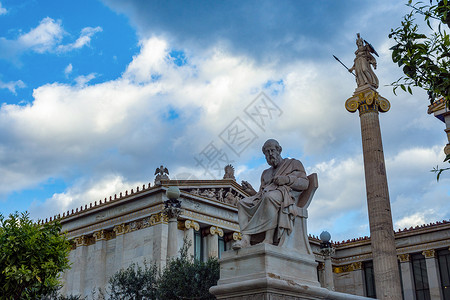 平板和雅典那雕像背景图片