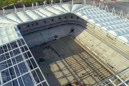 体育场的建设 新体育场 体育设施世界勃起建筑发电机城市蓝色景观商业项目旅行背景图片