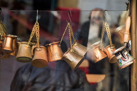 以传统方式制造的咖啡壶金属咖啡烹饪文化咖啡店背景图片