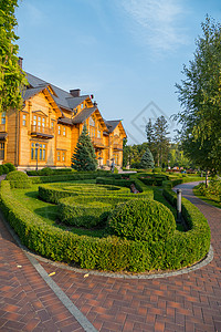 亚努科维奇住宅森林高清图片