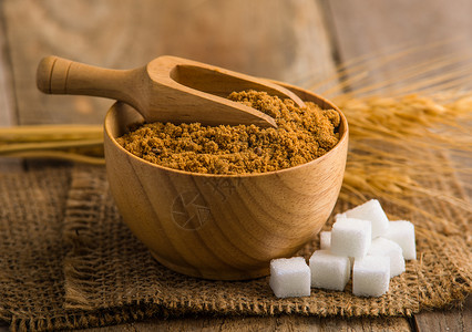 椰糖颗粒剂营养棕榈棕色颗粒状烹饪食物养分高清图片