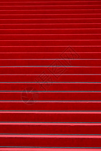 红地毯覆盖了楼梯视角庆典地毯仪式红色建筑学背景图片