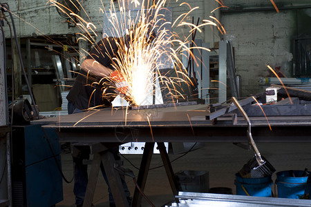 钢研磨力量生产制造维修焊机安全工厂劳动就业火花背景