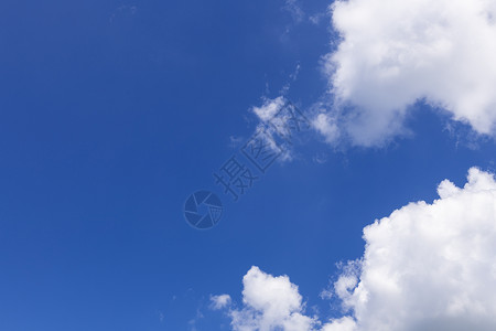 蓝天背景上的云彩天堂阳光摄影天气气象蓝色天空场景自由墙纸背景图片