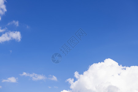 蓝天背景上的云彩环境墙纸阳光气候团体气象框架蓝色摄影天堂背景图片