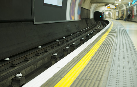 伦敦地下地下王国过境火车隧道运动旅行平台铁路小时车站背景图片