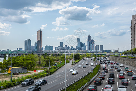 南韩首尔的交通流量铜雀摩天大楼天线速度街道旅行地标路口场景商业背景图片