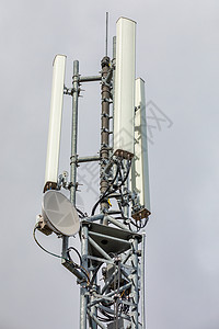 配有天线的无线通讯塔频率高清图片素材