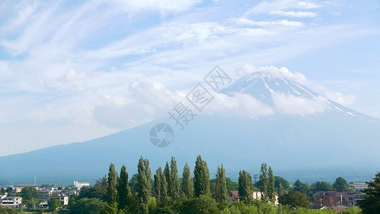 工藤新一日本藤山山 湖和蓝天空 云彩优美天空新生活公园文化季节山峰土地地方蓝天爬坡背景