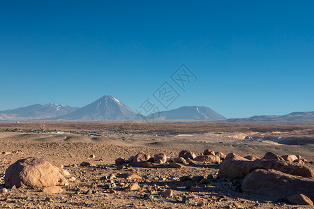 阿塔亚阿塔卡马沙漠 智利 安第斯 南美 美丽的景色和风景山谷天空沙漠岩石山脉编队旅游国家日落旅行背景