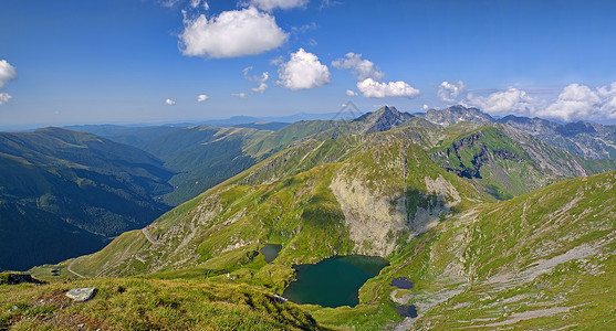 夏季高山山景喀尔巴阡山脉高清图片素材