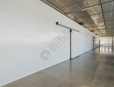 工厂的仓库冷柜商品纵向工业店铺冰箱金属库存生产白色安全背景图片