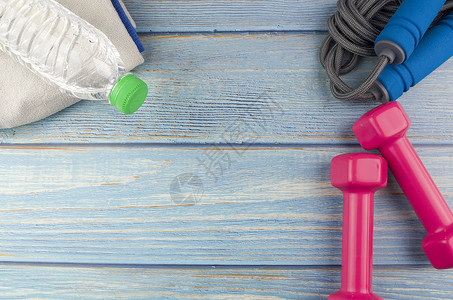跳绳运动健康概念毛巾重量活动跳绳饮食瓶子配件训练瑜伽运动背景