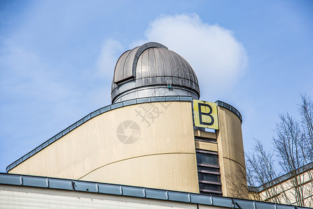 锡根大学天文台圆顶观测台天空建筑星星黄色蓝色天炉天文台金属学生科学背景图片