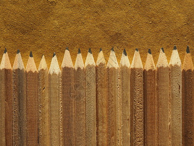 许多木铅笔素描绘画桌子写作背景图片