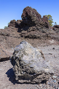 泰德特内里夫火山口的巨石高清图片