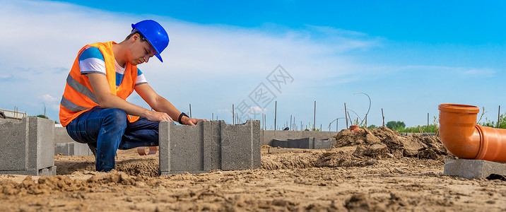 建筑大楼基础建筑施工经理 有复制空间的包机房;和 在Bannner背景图片