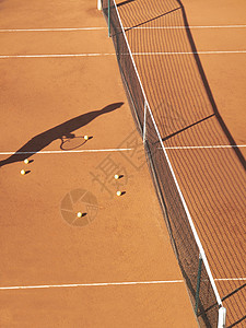 网球法院健康玩家男人活动黏土运动娱乐线条球拍户外运动背景图片
