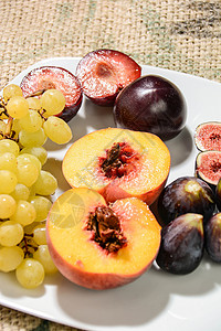 水果果福利维生素黄桃白桃杏子健康水果桃子采摘背景图片