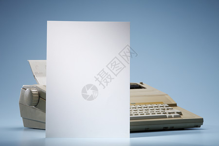 打字机背景办公用品桌子摄影商业业务水平公司蓝色背景图片