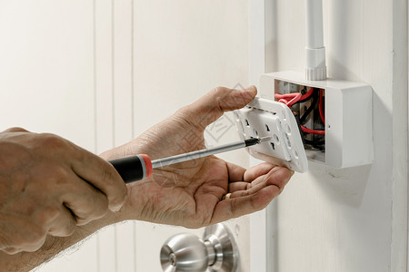 电插锁家用电气系统男人工具房子电缆安装接线金属技术电工装修背景