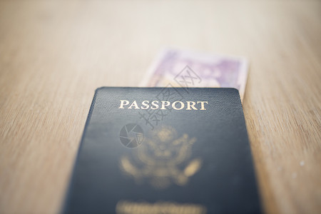 美利坚合众国护照 附两份洪都拉斯伦皮拉斯法案 依据该法案颁发的签证游客国家文档海关鉴别身份旅行移民世界卡片高清图片素材