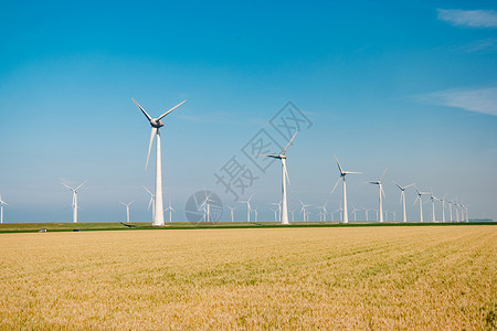 海上风车公园 有暴云和蓝天 海中风车公园环境农场发电机涡轮机生态场地涡轮天空力量技术背景图片