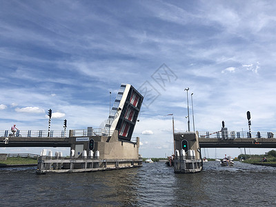 向船只开放的桥梁航行旅游运河高清图片