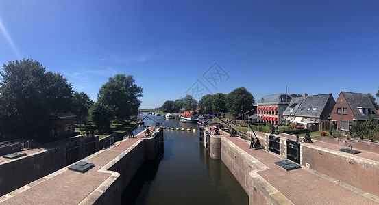 硅海锁酒店码头蓝天全景背景图片