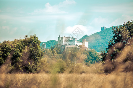 堡 奥地利美丽的中世纪城堡 旅游景点牧歌建筑学观光假期场地地标吸引力建造秀场城市背景图片