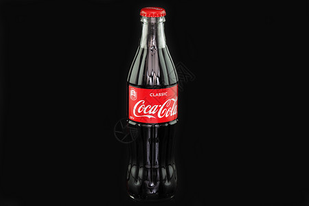 可口可乐玻璃瓶标识透明瓶高清图片