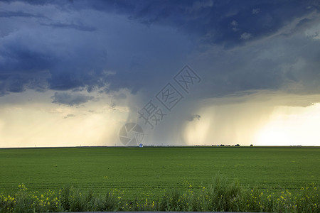 加拿大帕蕊雷风暴云风暴危险农作物国家警告乡村场景背景图片