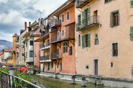 阿讷西法国Annecy的Thiou河游客建筑地标吸引力街道景观房子历史性旅行建筑学背景