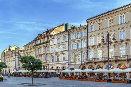 波兰克拉科夫主广场历史抛光建筑学建筑市集街道旅行吸引力窗户旅游背景图片