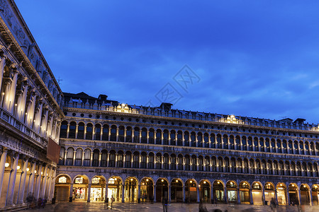 圣马克广场  威尼斯的圣马可广场地标检察院旅行蓝色街道正方形城市天际建筑学景观背景图片