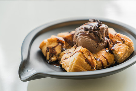 巧克力冰淇淋面包食物小吃咖啡白色蜂蜜棕色香草早餐甜点奶油背景图片