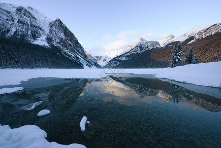 冰丝凉席湖湖曲水冬季风景日出山脉曲棍球雪鞋天空仙境旅行国家季节背景