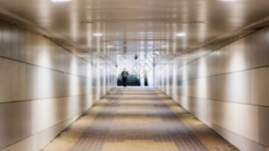 出口隧道地下通道和楼梯 阳光下 背景模糊安全高清图片素材