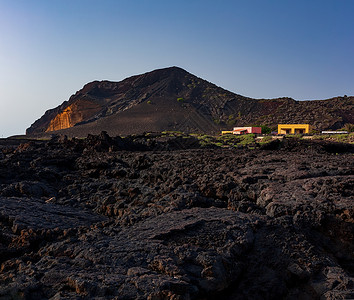 萨翁林纳蒙特尼罗著名的林诺萨火山的景象海滩岩石旅游土地旅行火山灰陨石风景侵蚀地质学背景