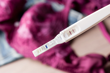 怀孕测试欲望内衣妈妈激素孕育新生活胸罩母性蕾丝考试高清图片