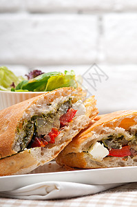 配蔬菜和feta的三明治熟食食物野餐火腿叶子茄子小吃工作室美食早餐寒冷的高清图片素材