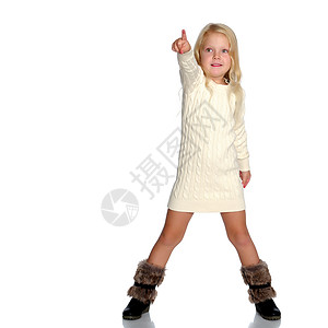 小女孩在露出一只手指工作室童年孩子营销展示微笑教育女性广告白色背景图片