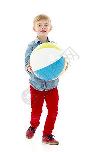 有个小男孩在玩球竞技男生玩家团队竞赛娱乐俱乐部体育场球员训练背景图片