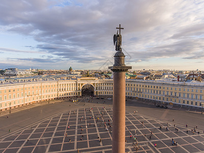亚历山大柱老的圣彼得堡高清图片