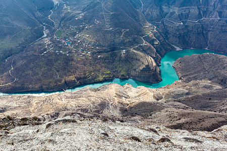 苏拉克峡谷是世界上最深的峡谷之一公园岩石力量蓝色假期爬坡石头游客风景摄影背景图片