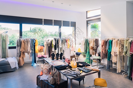 小型服装销售商 服装展厅 购物概念 包括中心高清图片素材