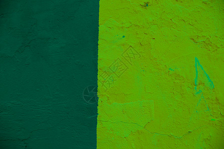 墙上两个绿色阴影的简要背景背景建筑作品材料水泥建筑学工厂双色石头背景图片