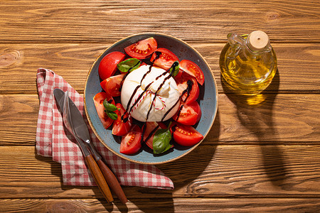 橄榄油沙拉奶制品健康饮食高清图片