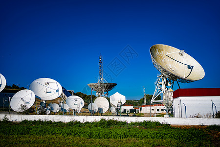 加州理工学院以地球为基础的天文射电望远镜射电建造天体收音机基准广播天文学播送天文台卫星背景