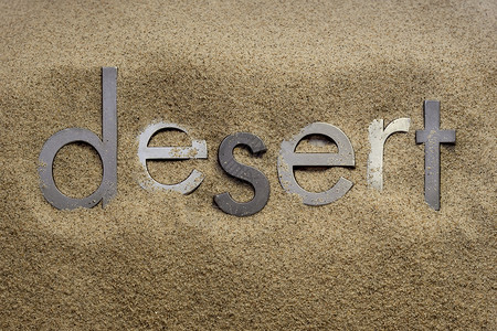 沙漠地区沙漠粮食凸版金属字体石英背景图片
